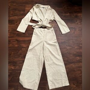 Beige set‎ with white plaid print - top ties - size s